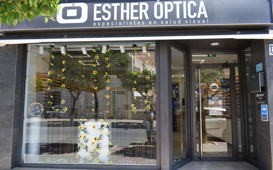 Esther Óptica